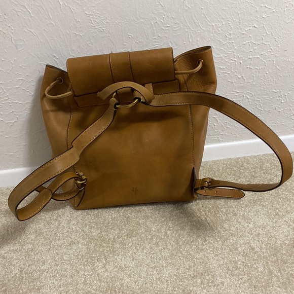 Frye Ilana Harness Backpack Cognac NWT - Picture 5 of 14